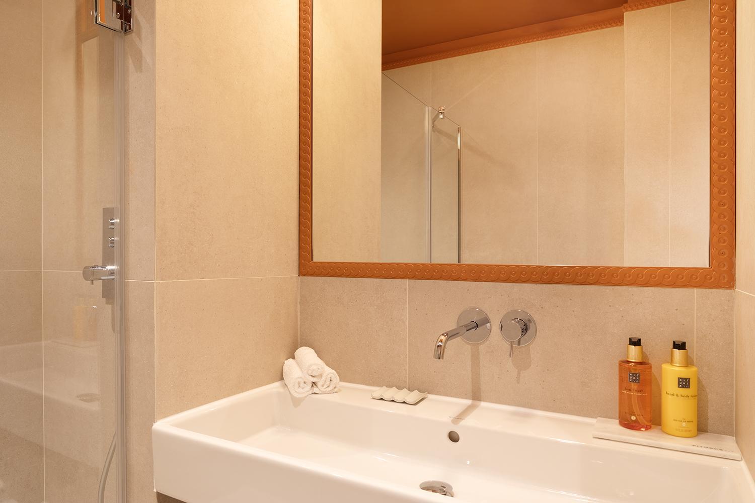 Paris Home Collection Serviced Apartments In Opera - Rue Saint-Lazare Exterior photo
